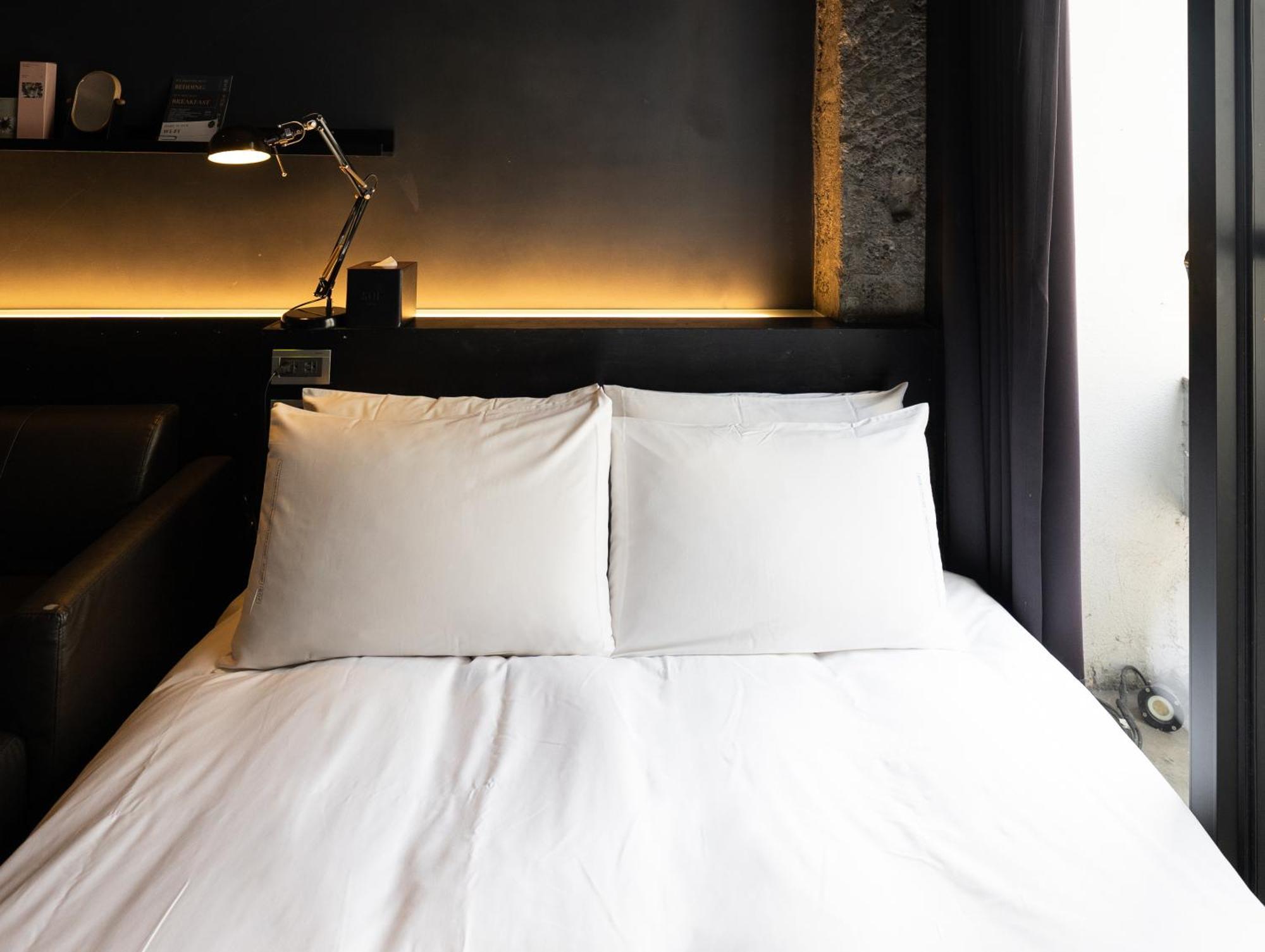 Sof Hotel Taichung Exteriör bild