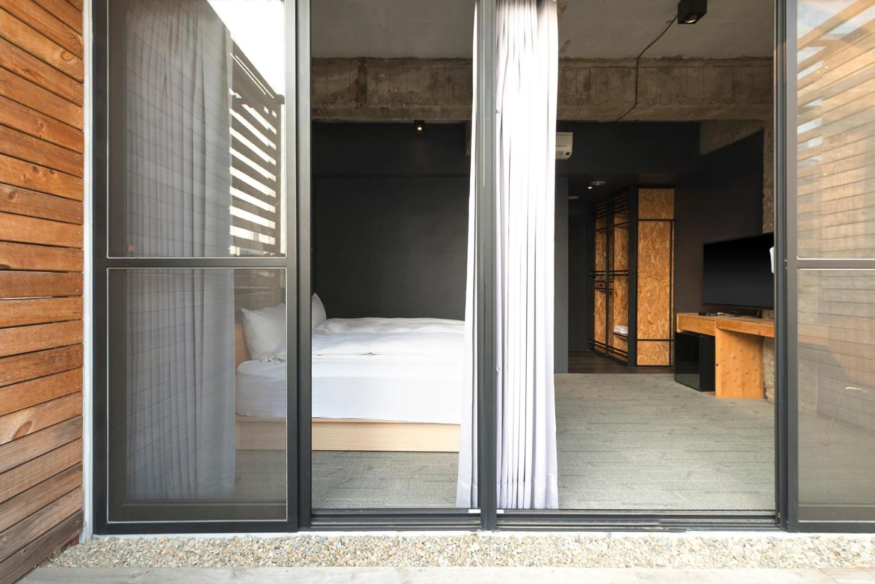 Sof Hotel Taichung Exteriör bild
