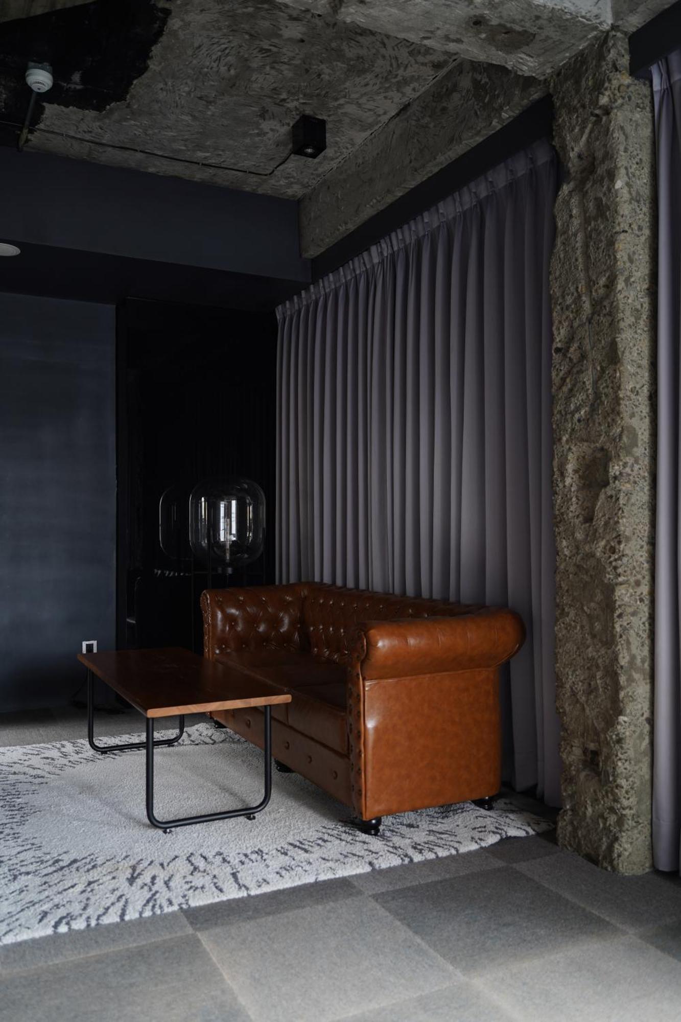 Sof Hotel Taichung Exteriör bild