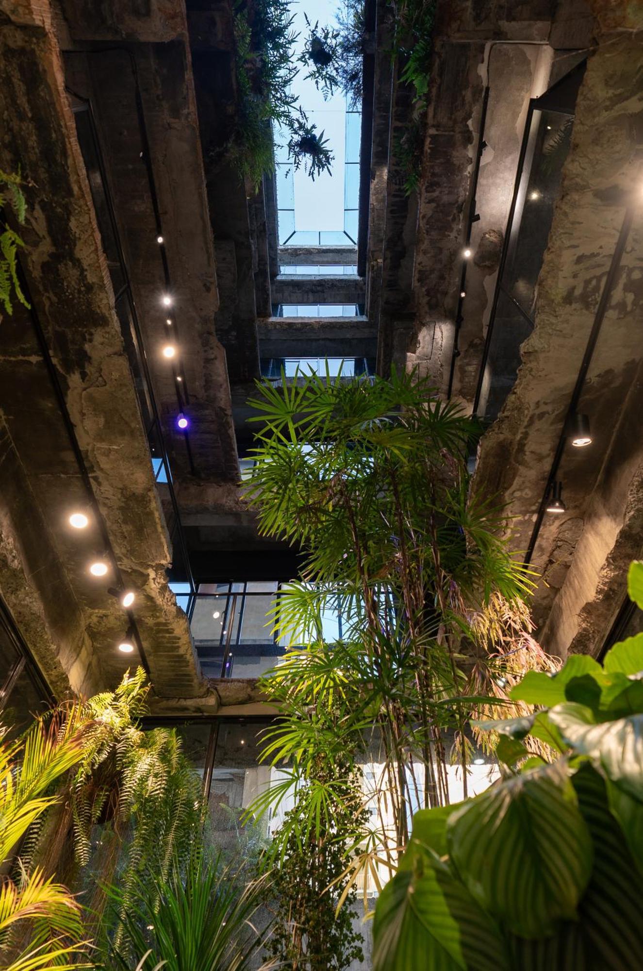 Sof Hotel Taichung Exteriör bild